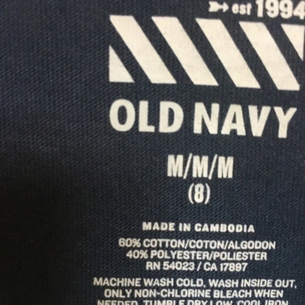 Boys size medium 8 Old Navy navy T-shirt NWOT